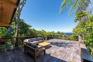 Property grounds - Kereru View - Lake Taupo Holiday Home (Pukawa)
