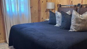 3 soverom, strykejern/-brett, wi-fi og sengetøy