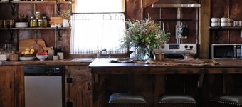 Cozy 3-bedroom cabin on a horse ranch where tranquility meets rustic charm!