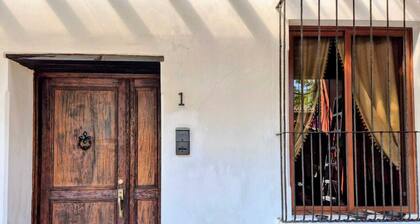 Villa in Santa Inés condominium, a few meters from the entrance to Antigua Guatemala.
