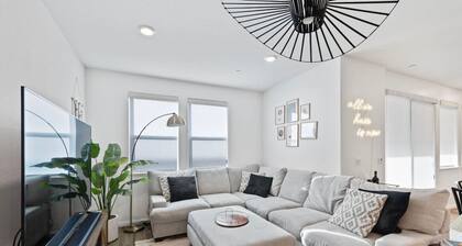 Townhouse in South San Jose 2 bed/2 bath