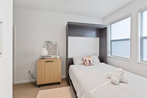 2 bedrooms, free WiFi, bed sheets