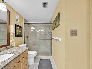 Condo, Multiple Beds (Islander 318) | Bathroom - Islander 318 (Destin)