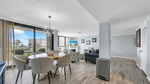 Appartement, 1 kingsize bed met slaapbank (Enclave 204A) | Interieur