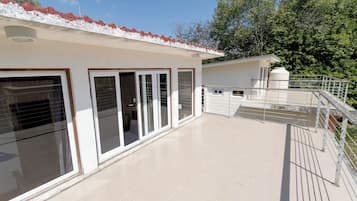 Rom – standard, balkong | Terrasse/patio