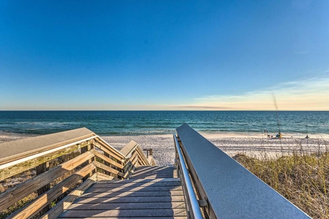 House, Multiple Beds (U My Boy Blue) | Beach
