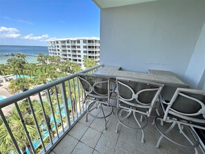Condo, 1 King Bed with Sofa bed (Destin West Sandpiper 608) | Property grounds - Destin West Sandpiper 608 (Fort Walton Beach)