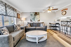 Condo, 1 King Bed with Sofa bed (Sandprints II B-1) | Living area - Sandprints II B-1 (Miramar Beach)