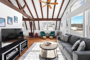 TV, fireplace - Historic 1-BR Carriage House w/ Modern Comfort (West Rutland)