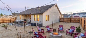 Dusty Sage Hollow ~ Hot Tub + Arcade + Fire Pit