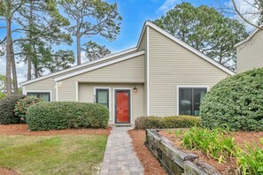 Exterior - Magnolia Village Condo 506 (Miramar Beach)