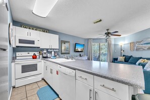 Condo, 1 Queen Bed with Sofa bed (Gulfview II - 223) | Private kitchen - Gulfview II - 223 (Miramar Beach)