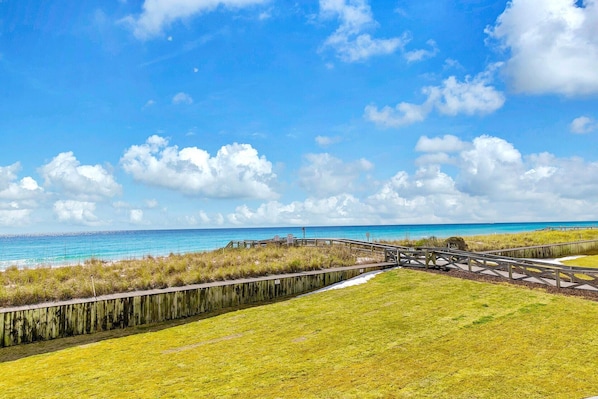 Condo, 1 King Bed (Shoreline Towers 1023) | Property grounds - Shoreline Towers 1023 (Destin)