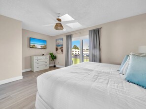 Condo, 1 King Bed with Sofa bed (Woodland Shores #42) - Woodland Shores #42 (Miramar Beach)