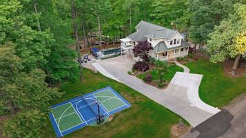Sport court