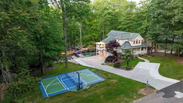 Sport court