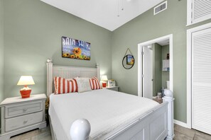 Apartamento, varias camas (Palm Court Yacht Club 604) | 2 dormitorios