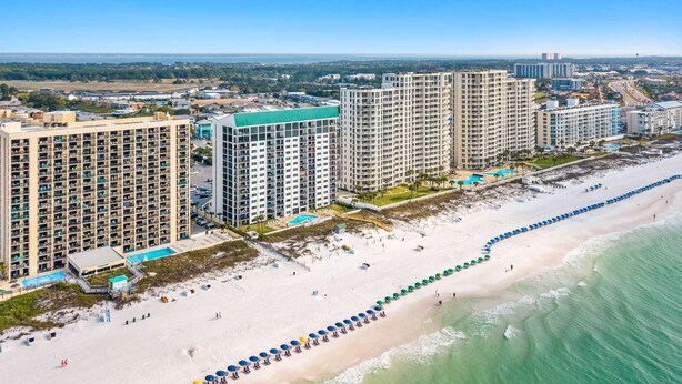 Condo, Multiple Beds (Emerald Towers 302) | Beach - Emerald Towers 302 (Destin)