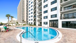 Pool - Emerald Towers 306 (Destin)