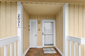 Unclassified image, 2 of 467, button - Sandpiper Cove 2031 (Destin)