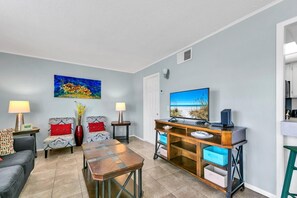 Condo, 1 Queen Bed with Sofa bed (Sandpiper Cove 2031) | Living area - Sandpiper Cove 2031 (Destin)