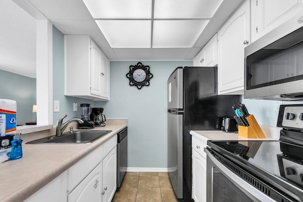 Condo, 1 Queen Bed with Sofa bed (Sandpiper Cove 2031) | Private kitchen - Sandpiper Cove 2031 (Destin)