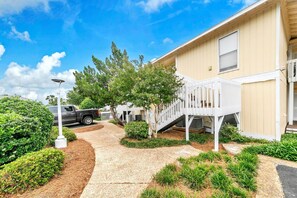 Condo, 1 Queen Bed with Sofa bed (Sandpiper Cove 2031) | Property grounds - Sandpiper Cove 2031 (Destin)