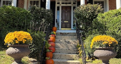 Miss Murphy's High Street Inn