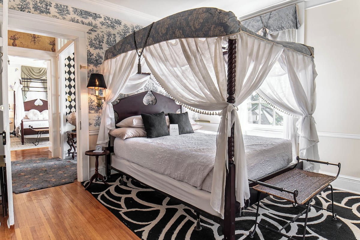 Chambre Double, vue ville