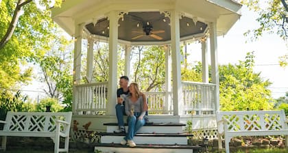 Miss Murphy's High Street Inn