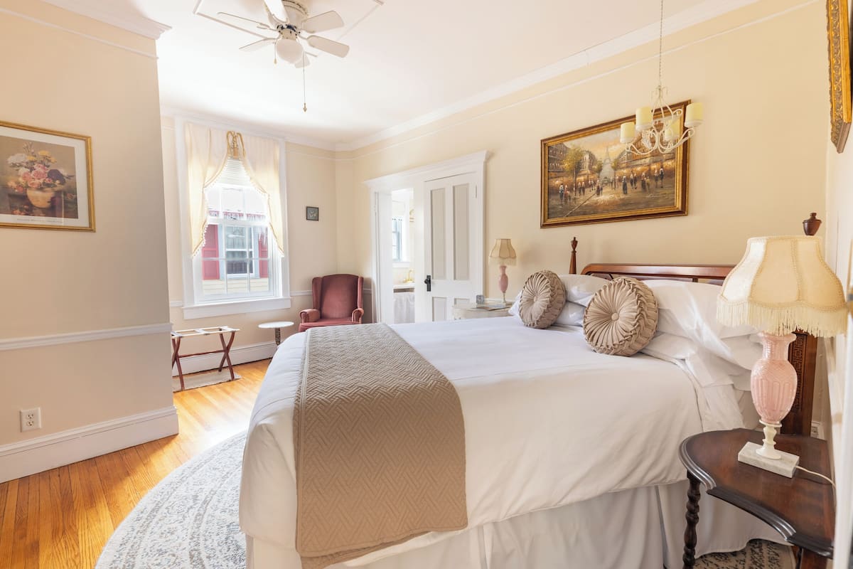 Doppelzimmer, Gartenblick | Individuell dekoriert, individuell eingerichtet, Verdunkelungsvorhänge