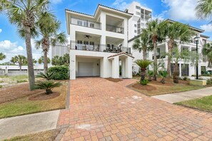 Exterior - A Summer Lovin (Destin)