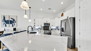 House, Multiple Beds (A Summer Lovin) | Private kitchen - A Summer Lovin (Destin)