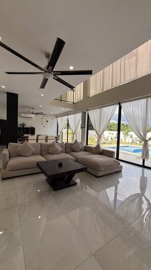 Smart TV, foosball, table tennis, stereo