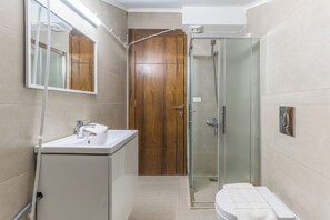 Bruser, håndklæder, Toiletpapir