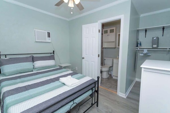 1 bedroom, iron/ironing board, WiFi, bed sheets