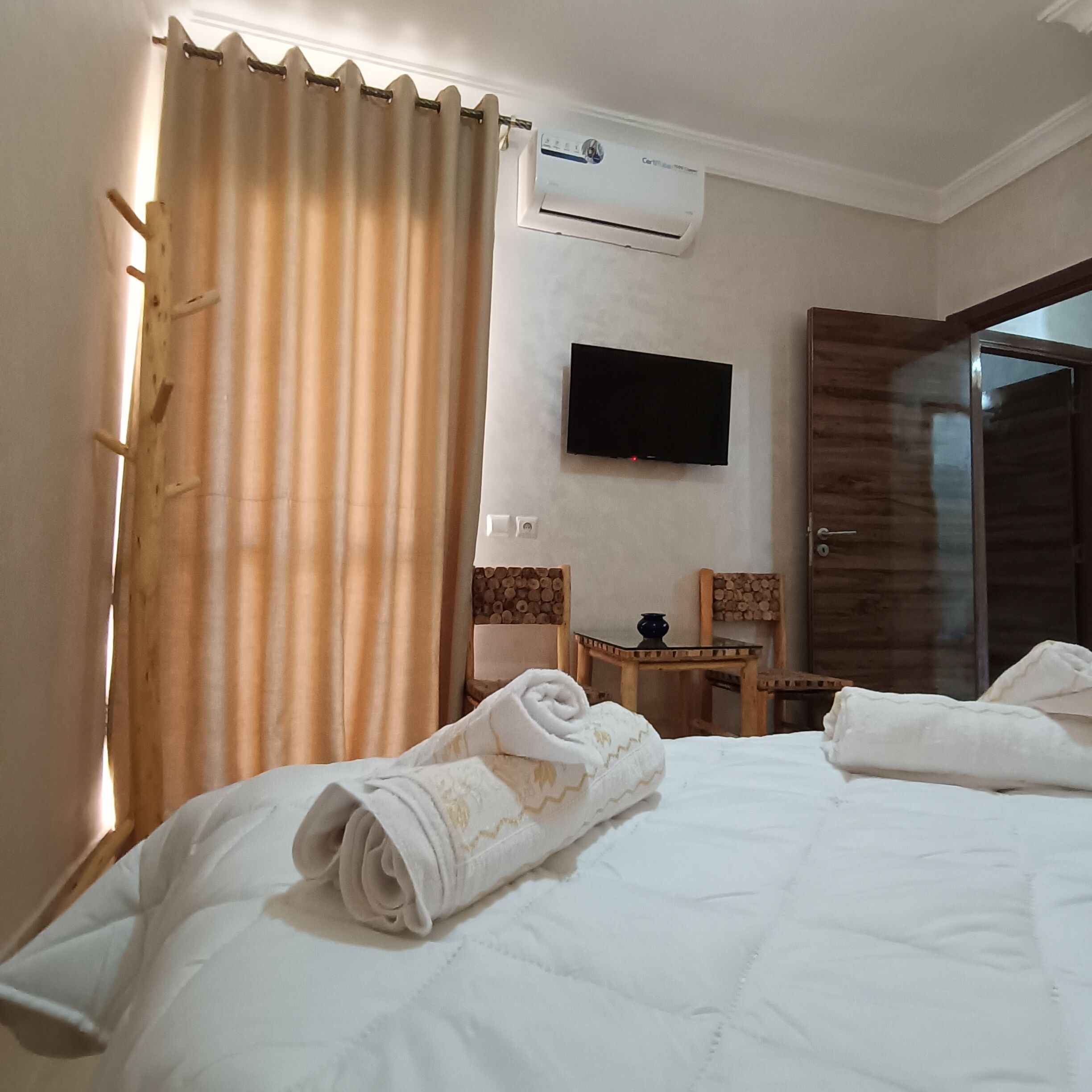 2 bedrooms, free WiFi, bed sheets, wheelchair access