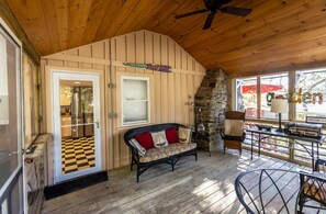 TV - Lakeview Cottage by Sea Maine (Boothbay Harbor)
