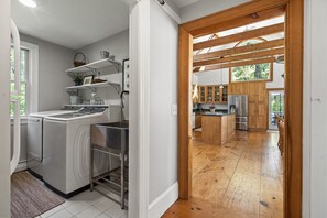 Interior - New! Perfect for families and larger groups seeking comfort and gathering space! (Edgecomb)