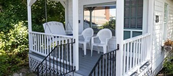 New! Perfect for couples, solo travelers, or as extra space for larger groups!