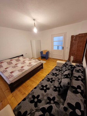 Room - 🏡 Casa Cioran - Casă de vacanță în Gura Râului – relaxare în inima Mărginimii (Gura Râului)