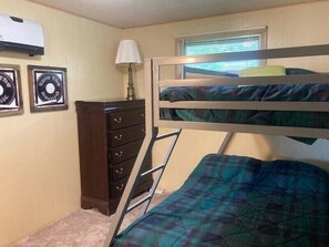 2 makuuhuonetta, vuodevaatteet