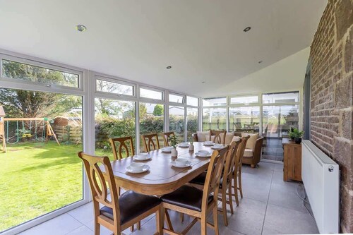 Spacious 5-Bed Home with Views, Garden & Playroom