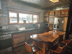 Fridge, microwave, oven, stovetop - Sunset Point at the Nook — Charming Lakefront Home with Deck & Modern Comforts (Cornell)