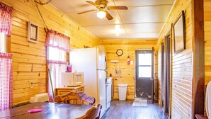Dining - Bob’s and Ella’s Cozy Cabin — Charming Retreat for 6 with Fire Ring (Cornell)