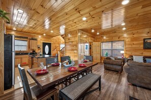 Interior - Indoor Pool • Arcade • 2.3 mi to Gburg • Front Porch Mt Leconte Views (Gatlinburg)