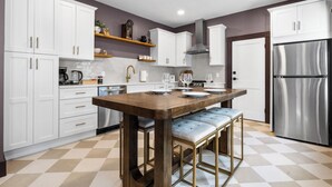 Unclassified image, 5 of 29, button - Spellbound Salem • Fun 3BR/2BA Near Downtown (Salem)