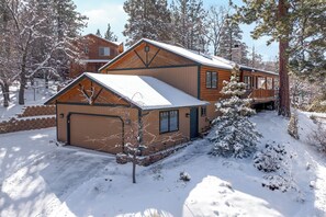 Exterior | Single-Story Cabin - Renovated Moonridge Cabin w/ Hot Tub & Lake Views! (Big Bear)