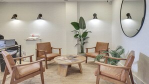 Interior - South of Fifth - Walk to Beach & Ocean Dr - Pool (Miami Beach)