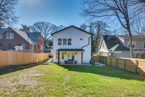Exterior - Fully Updated! 3,000-Sq-Ft Home Near Mercedes-Benz (Atlanta)